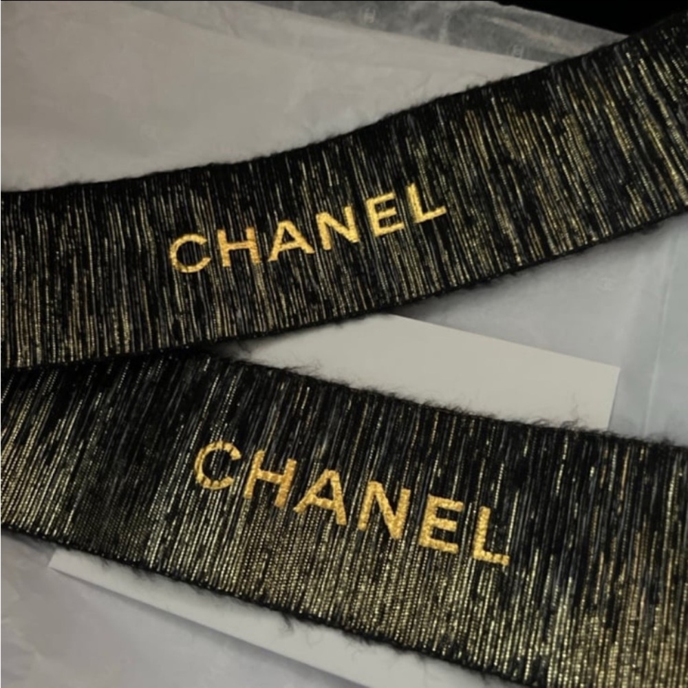 Chanel - Picture 4 of 7